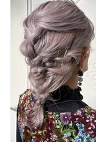 イル(I'LL)&nbsp;ヘアアレンジ