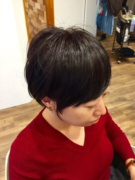 ラテルネ 名駅店(Laterne) 前下がり丸みショート30代40代50代ダークアッシュオーガニック