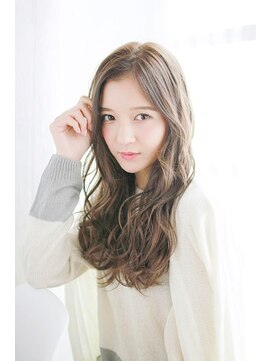 プティルカ(PutiLuca D.C.) 透け感たっぷりミックスグレージュカール