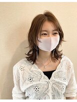 ワイツー(Y 2)&nbsp;ウルフカット×ベージュカラー