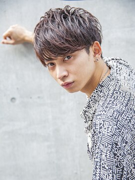 アイヴィ 表参道(IVY) 小久保☆シルバーグレー束間ショートウルフツーブロックマッシュ