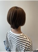 ショートボブ