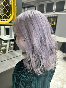 ロイオブジゼル(roi of GiseL) Instagram @2.roi.kentaa