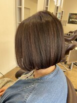 レッド(ReD) 前下がりボブ 大人ボブ ミニボブ