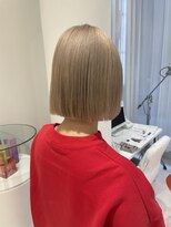 ハイブ 金沢(Hive)&nbsp;ミルクティーベージュタッセルボブ切りっぱなしボブブリーチ