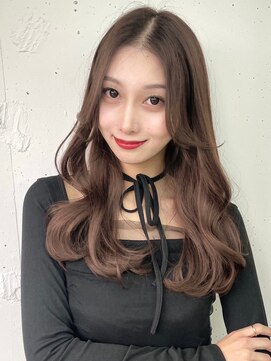 ヴェイン 渋谷(vain) ココアベージュ センターパート 顔周りカット くびれヘア 美髪