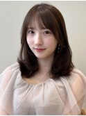 顔周りレイヤーカットくびれヘアミルクティーベージュカラー