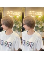 スクリーン(SCLEEN)&nbsp;グレージュショートヘア