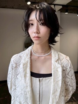 モクレン(mokuren.)の写真/骨格,顔の形,髪質,お悩みを見極めて丁寧に施術。デザイン性のある似合わせカットでより好印象な雰囲気へ◎