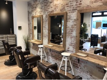 グルーム GROOMの写真/【カット+カラー￥8400】土日祝でも何度でもOK！GROOMなら再来のお客様にも嬉しいクーポン多数有り♪