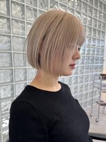 サンクプロジェクト(cinq PROJECT)&nbsp;ショートボブミルクティーベージュカラーダブルカラーハイトーン