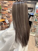 ルーナヘアー(LUNA hair)&nbsp;コントラストハイライト ブリーチ ロング カット カラー30代40代