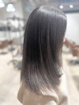 イルファ セイユウ 上野芝店(ehl:fa SEIYU)&nbsp;白髪ぼかしカラー×ロング