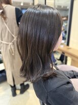 ニーイチイチ(211)&nbsp;大人ガーリー/ダークアッシュ/似合わせカット