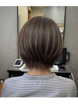 エオン(eon)&nbsp;・ひし形レイヤー【eon】ミセス・大人女性白髪・マイナス6歳ヘア