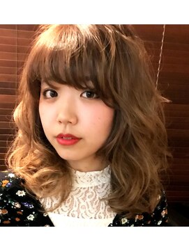 アジュ(aJyu) ふんわりやわらかデジタルカール