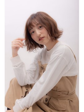 ヘアーアンドメイクトラスト(HAIR&MAKE TRUST) ボブ/ショートボブ/切りっぱなしボブ/イルミナカラー