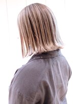 アイティー バイ アルバム 中野店(IT by ALBUM) ハイライトボブ_耳かけウェーブパーマフォギーベージュ_ba285533
