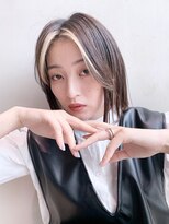 ナチュラルストレート_外ハネボブセクションカラー_48787