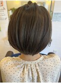 ショートボブ