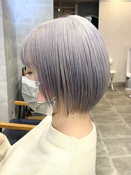 キャラ 池袋本店(CHARA) モードカジュアル丸みボブ◎シルバーボブ【池袋/マッシュ/ボブ】