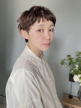 シカク(sikaku.) ショートパーマ