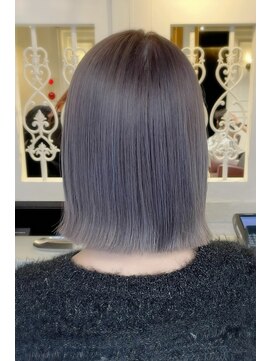 カーニバル 江古田(CARNIVAL) 切りっぱなしボブ ミルクティグレージュ