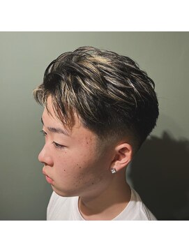 スタンドバーバー 柏(STAND BARBER) スペインカール/韓国マッシュ/スパイキーショート/柏