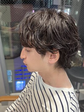 ジーナ 天神(Zina) シャドウパーマウルフ【福岡/天神/くせ毛カット/メンズパーマ】