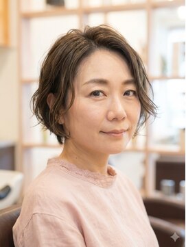 エメールヘア(aimere hair) 40代50代に人気の大人美人ショートボブ
