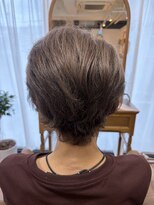ラナ(LANA) 白髪を活かしたグレージュヘア