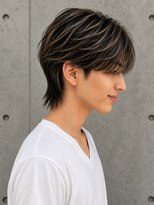 トゥルートラスト オムオム 甲府和戸(True Trust HOMME HOMME) メンズ 韓国風センターパート ホワイトメッシュ ウルフショート