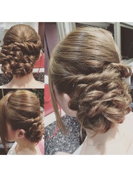 ヘアーサロン ジュエル(Hair Salon JEWEL) ツイストふわふわアップ