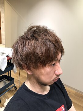 レーブ(Reve) ２ブロックカット＋ツイストパーマ