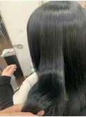 艶々ネイビーブルージュ