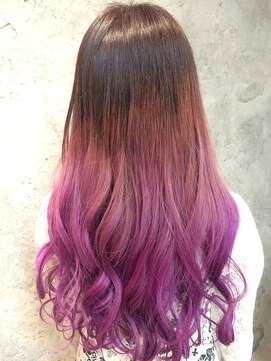 ラストーリア(La storia) 個性派★グラデーションピンク【La storia 大井町】