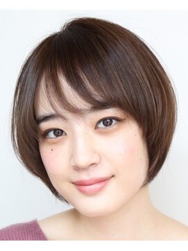 ヘアーメイクフィーカ(FIKA) 【FIKA　津田沼】大人／ショート／甘め／シースルーバング