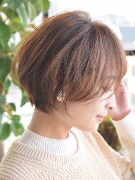 ハリス(Harris) 耳かけマッシュショート