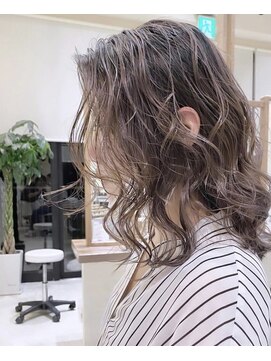 モアナ バイ ヘッドライト大宮店(Moana by HEADLIGHT) Moana【大宮】#ハイライト#ベージュカラー#デジタルパーマ