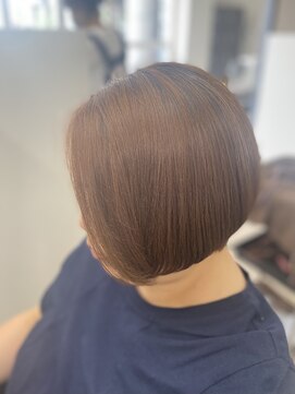 バンビ 大矢野店( Bambi) ショートボブ