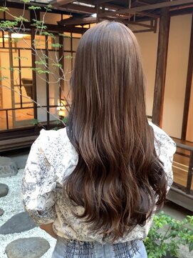 モーダアッカ(moda acca) ブリーチなしブラウンベージュ×巻き髪ロング20代30代40代