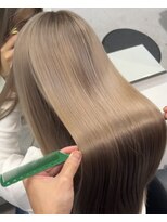 キング(K!ng)&nbsp;縮毛矯正髪質改善ハイライトレイヤーカット枚方美容室エクステ