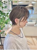 大人可愛いショート/小顔/ハイライト/白髪ぼかし/30代/40代