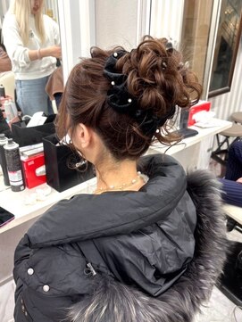 ゴート アミティ(G.O.A.T AMITY) ガーリースタイル/心斎橋/ヘアメ/セットサロン