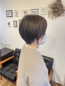 ルッツ カオラ(Ruttu KaoLa) 大人可愛い襟足スッキリ小顔ショート 30代40代50代 志木