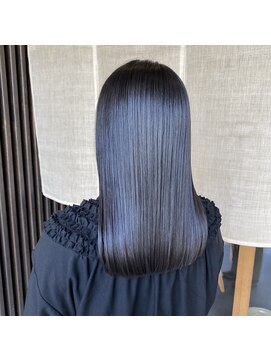 イニ 姉小路(ini) 酸性ストレート/髪質改善/ナチュラルストレート