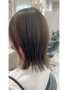 ドクターズサロン レラパール 愛されセミディ/軽め外ハネレイヤー/ぱっつん/似合わせカット