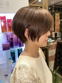 リミックス 南国店(remix)の写真/暗くするだけのカラーは卒業！白髪ぼかし/ハイライトがお客様より人気♪あなたのキレイを叶えます◎