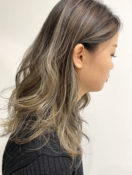 アッシュ 豊田店(Ash) 【長持ちデザインカラー】バレイヤージュ×グレージュ