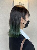 トップヘアー 総社店(TOP HAIR)&nbsp;ブラック×グリーン　ツートーンカラー